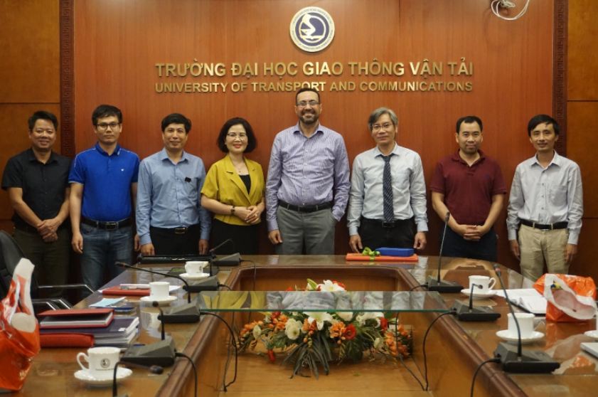 GS. Ghazwan Al-Haji – Trường Đại học Linkoping, Thụy Điển thăm và làm việc tại Trường Đại học GTVT trong khuôn khổ dự án ASIASAFE